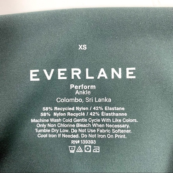 EVERLANE The Perform Ankle Leggings in Pine Green New with Tags - Picture 7 of 10